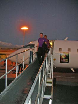 97_Landing_in_Honolulu