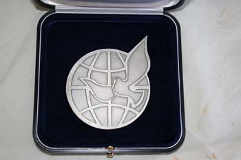 01_Fangenes_Testamente_medalje