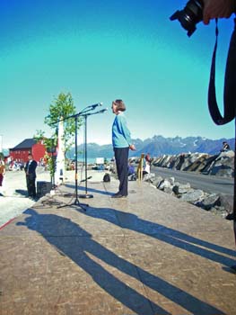 35_Ingrid_Eide_ved_aapningen