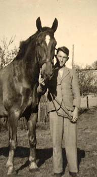 Paul mit Pferd Rex in Bertelsdorf2