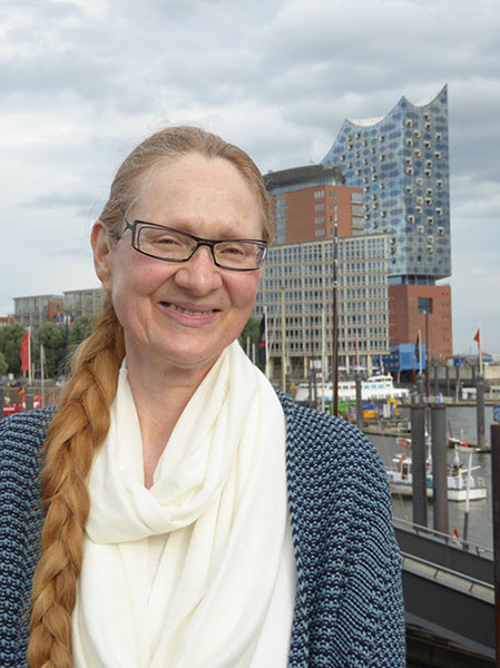%_tempFileName15_Gudrun_Fischer_30-31_August_2016%
