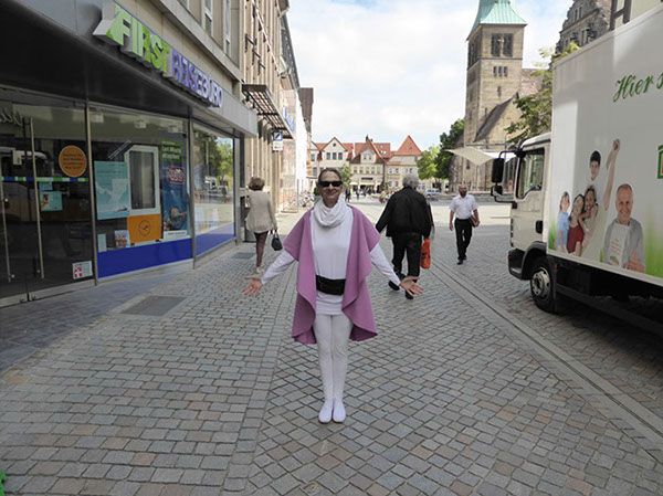 %_tempFileName41_Baeckerstrasse_10_Juni_2016%